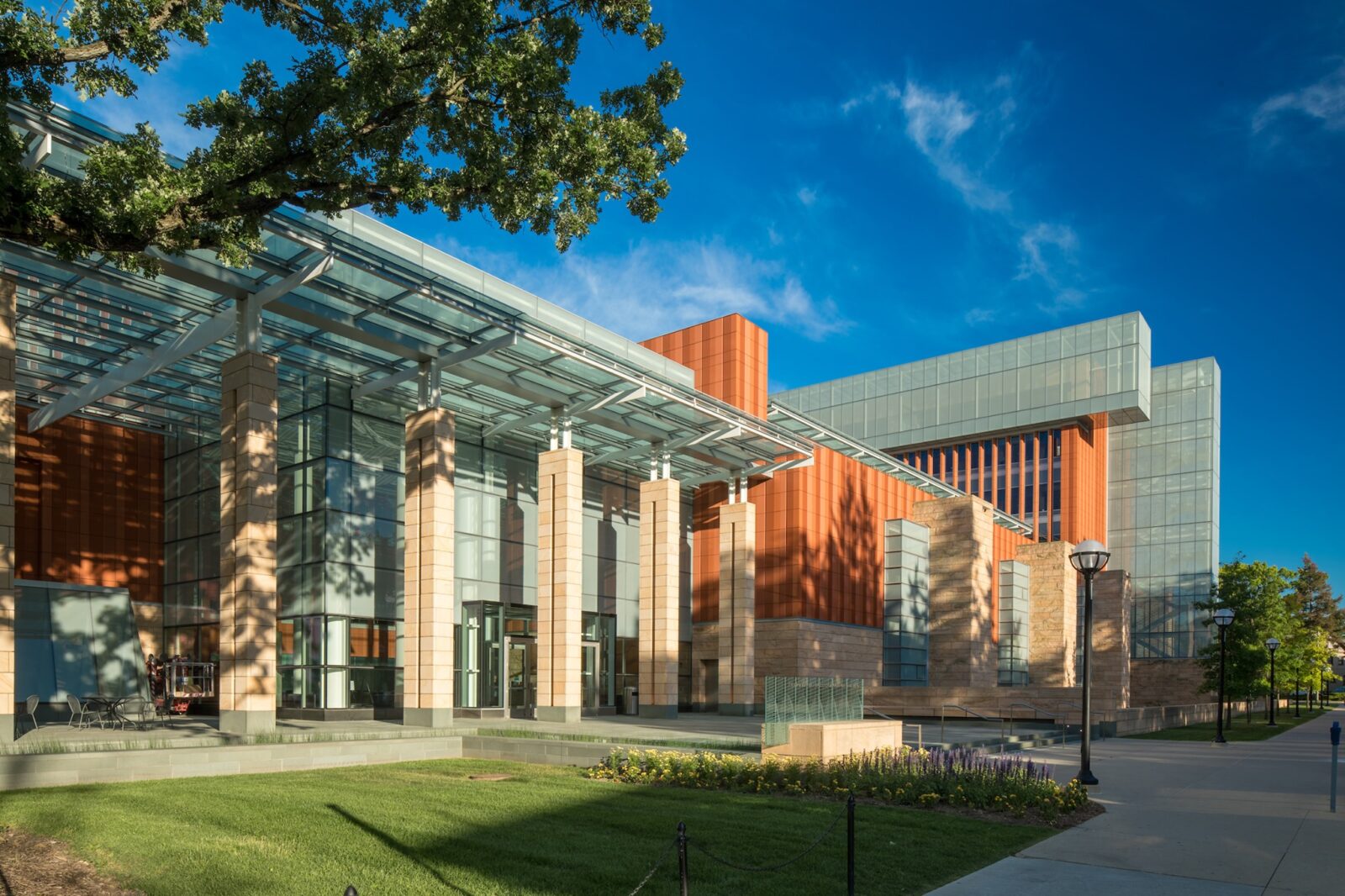 Michigan Ross's new modern building on campus